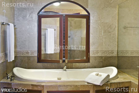 The Crane Resort & Residences 16